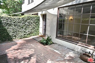 1546 Westerly Terrace in Los Angeles, CA - Building Photo - Building Photo