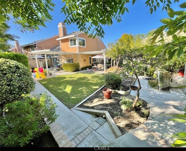 47 Sandalwood in Laguna Hills, CA - Building Photo - Building Photo
