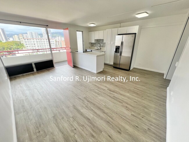1670 Kalakaua Ave in Honolulu, HI - Building Photo - Building Photo