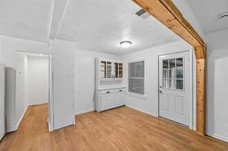 916 W Sanford St in Arlington, TX - Building Photo - Building Photo