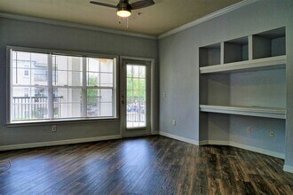 3615 Conroy Rd in Orlando, FL - Foto de edificio - Building Photo