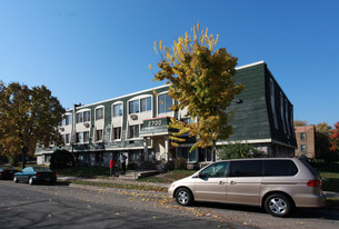 2700 3rd Ave S Apartamentos