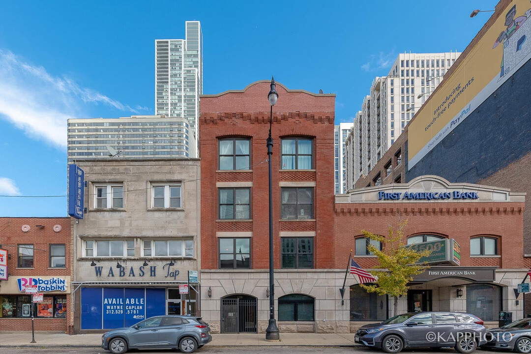 1235 S Wabash Ave in Chicago, IL - Building Photo