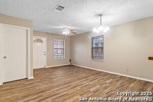 207 Calles St in San Antonio, TX - Building Photo - Building Photo