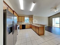 11923 Summer Springs Dr in Riverview, FL - Building Photo - Building Photo