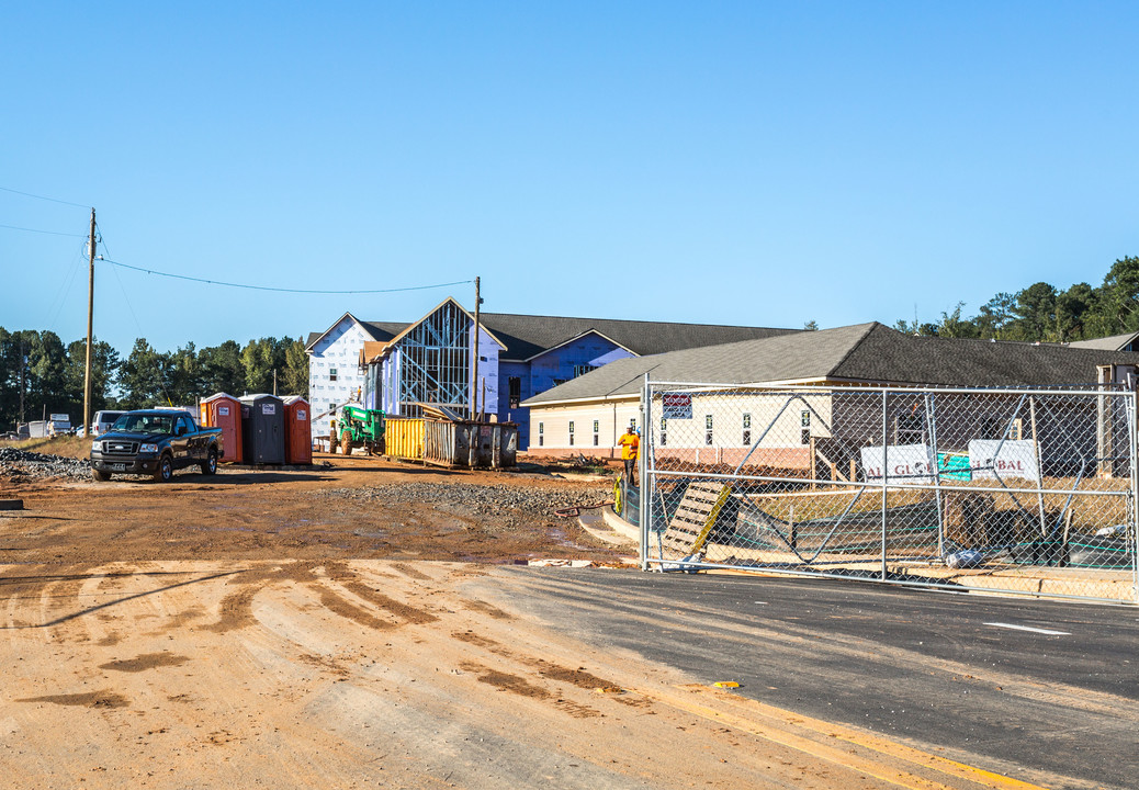 Heartis Fayetteville Independent Living in Fayetteville, GA - Foto de edificio