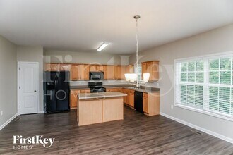 229 Millwheel Dr in Villa Rica, GA - Building Photo - Building Photo