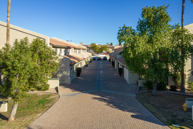 2142 E Turney Ave in Phoenix, AZ - Building Photo - Building Photo