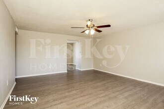 13257 N 38th St in Phoenix, AZ - Building Photo - Building Photo