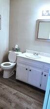 1404 N Tustin Ave in Santa Ana, CA - Building Photo - Building Photo