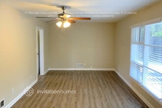 2178 Bollingbrook Dr SW in Atlanta, GA - Building Photo - Building Photo