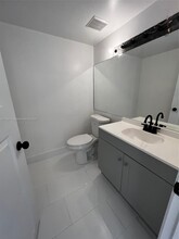 6429 SW 132nd Ct Cir in Miami, FL - Building Photo - Building Photo