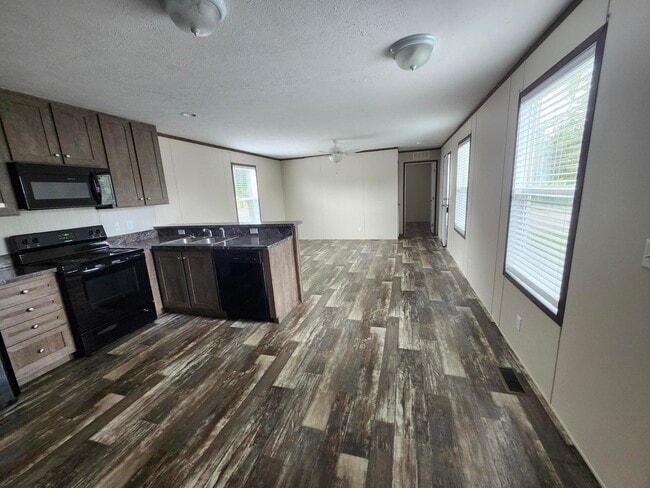 17 Bluebird Hill Dr in Orion Township, MI - Building Photo - Building Photo