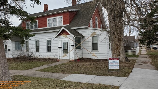 property at 2020 Maxwell Ave