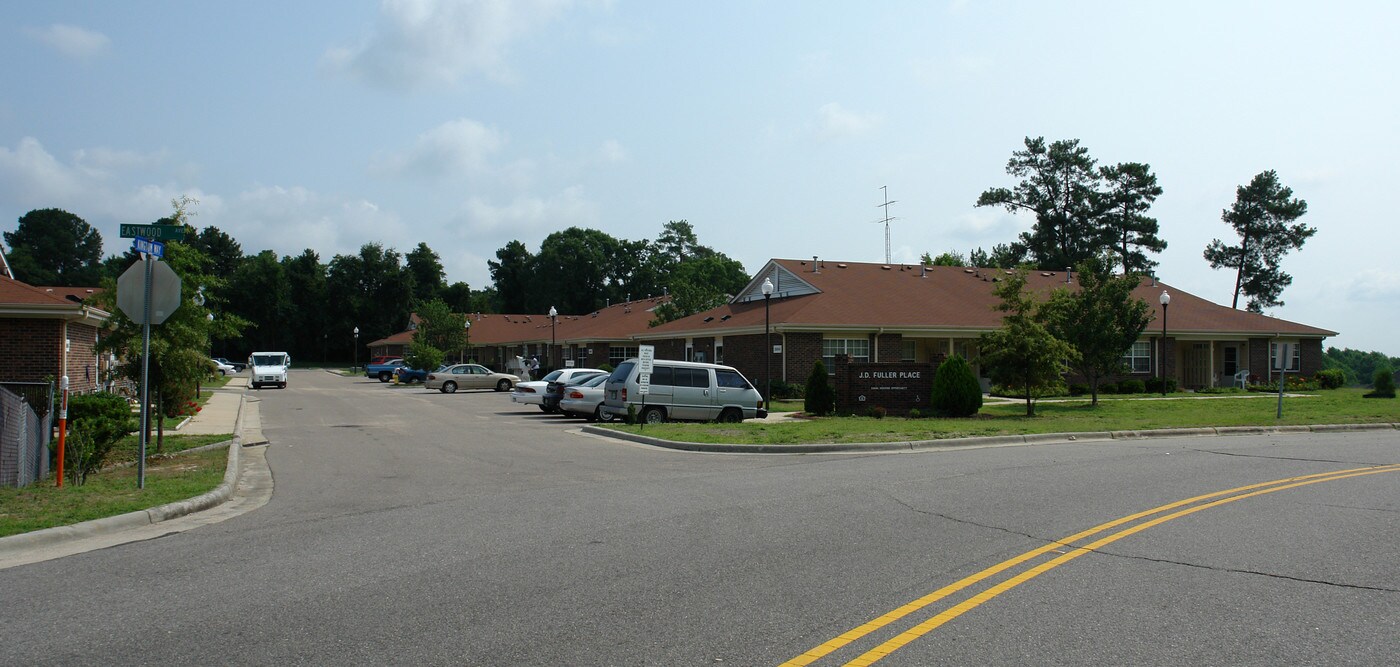 J.D. Fuller Place in Fayetteville, NC - Building Photo