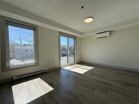 432 Herring Cove Rd in Halifax, NS - Building Photo