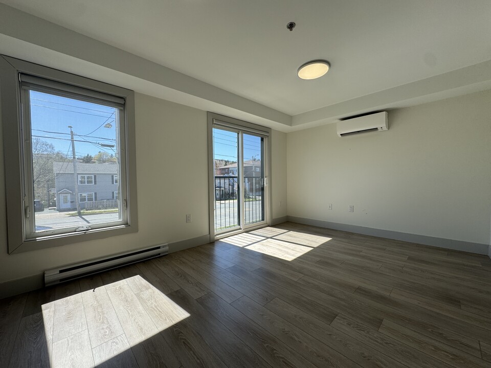 432 Herring Cove Rd in Halifax, NS - Building Photo