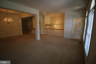 8316 Dockray Ct in Lorton, VA - Building Photo - Building Photo