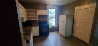 453 W Dewald St in Fort Wayne, IN - Building Photo