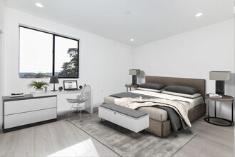 11500 Emelita St in Los Angeles, CA - Building Photo - Building Photo
