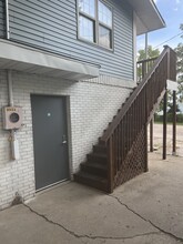 3418 Fenton Rd, Unit #2 in Flint, MI - Foto de edificio - Building Photo