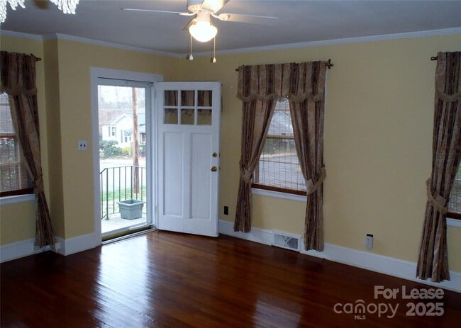 801 Wood St in Statesville, NC - Building Photo - Building Photo