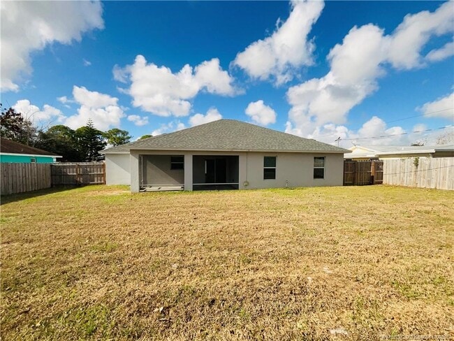 928 SW John MacCormack Terrace in Port St. Lucie, FL - Building Photo - Building Photo