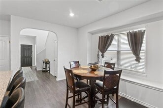 1425 Tall Pine Way in Fort Worth, TX - Building Photo - Building Photo