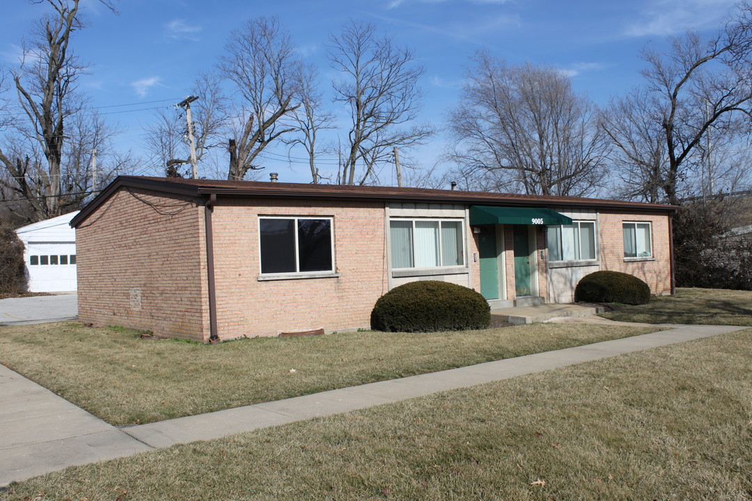 Olivette Terrace in St. Louis, MO - Building Photo