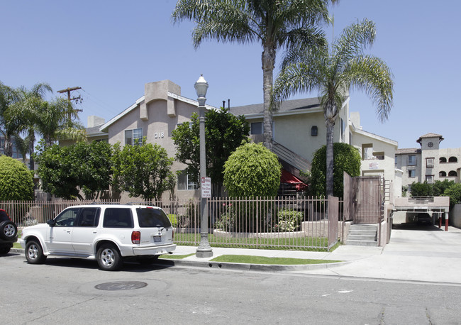 318 S Lemon St in Anaheim, CA - Building Photo - Building Photo