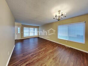 4695 Woodfield Dr in Cincinnati, OH - Building Photo - Building Photo