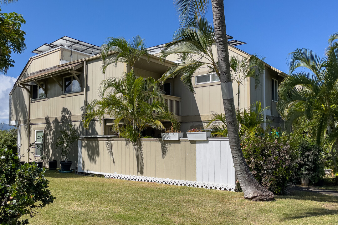 Yacht Club Knolls in Kaneohe, HI - Foto de edificio