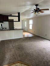 40 Honeybee Ct in Huntington, WV - Building Photo - Building Photo