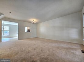 15328 Elizabeth Burbage Loop in Woodbridge, VA - Building Photo