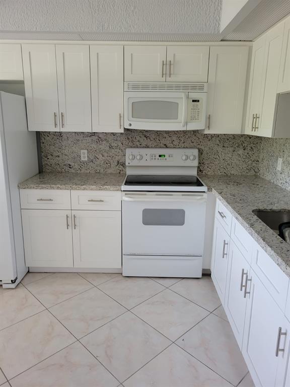 1300 SW 125th Ave, Unit 310K in Pembroke Pines, FL - Building Photo - Building Photo