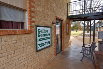 Calico Corners in Oklahoma City, OK - Building Photo - Building Photo