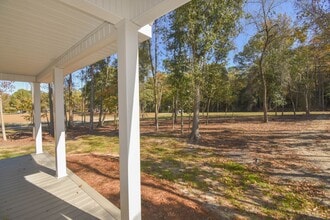 885 Simmons Rd in Clinton, NC - Building Photo - Building Photo