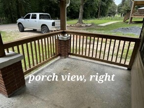 173 Richardson St in Toccoa, GA - Foto de edificio - Building Photo