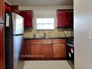 2431 SW 87th Terrace in Miramar, FL - Building Photo - Building Photo