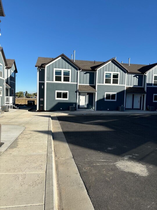 413 Cheyenne Dr in Evanston, WY - Building Photo