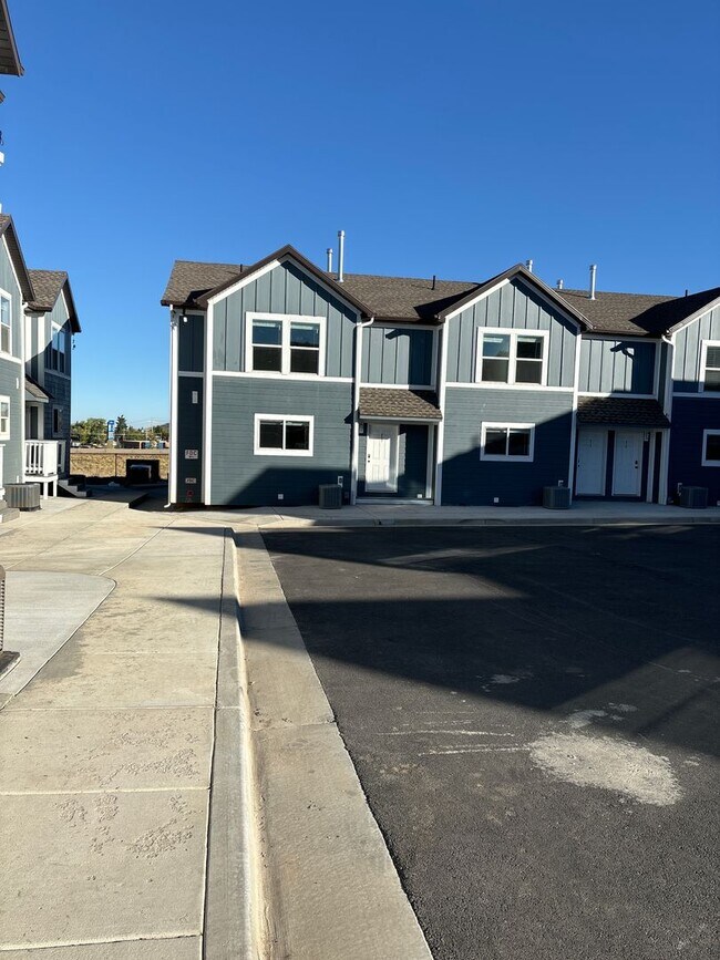property at 413 Cheyenne Dr