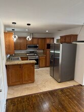 720 Westway Ave in McAllen, TX - Foto de edificio - Building Photo