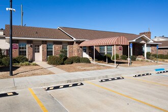 Signature Place Apartments in Monroe, LA - Foto de edificio - Building Photo