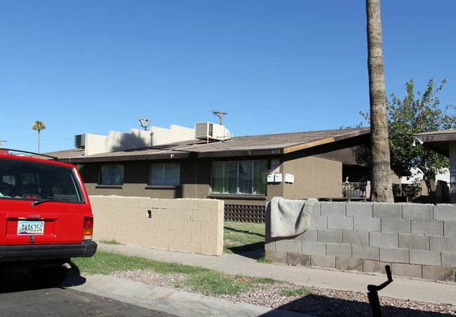 4116-4118 E Moreland St in Phoenix, AZ - Foto de edificio - Building Photo