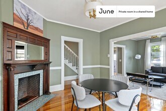 Room in Shared 6 bed/2 bath home, Unit F in Boston, MA - Building Photo - Building Photo