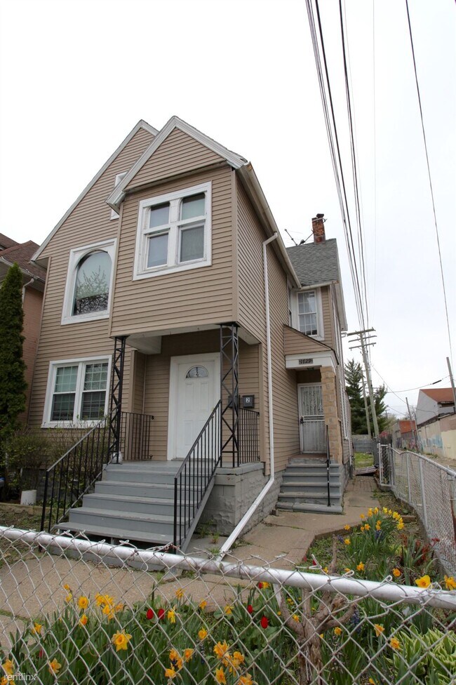 1729 Vinewood St-Unit -Apt 2 in Detroit, MI - Building Photo - Building Photo