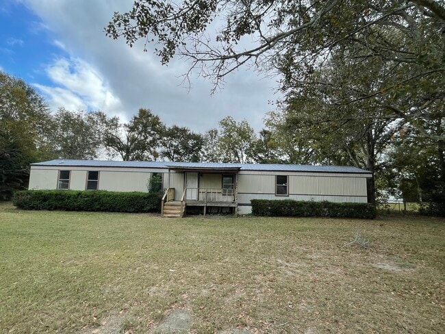 property at 176 Circle Dr