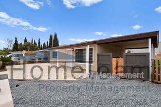 820 Harris Ave in San Diego, CA - Building Photo - Building Photo