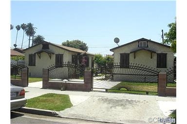 1442 W 60th St in Los Angeles, CA - Building Photo