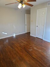 1811 W College St in Sherman, TX - Building Photo - Building Photo